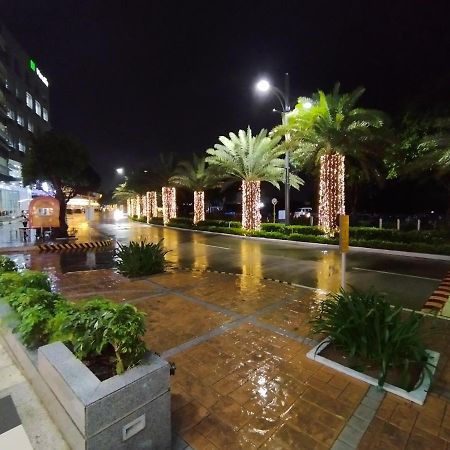 Mactan Newtown Seaview Condo By Fjcivo ماكتان المظهر الخارجي الصورة
